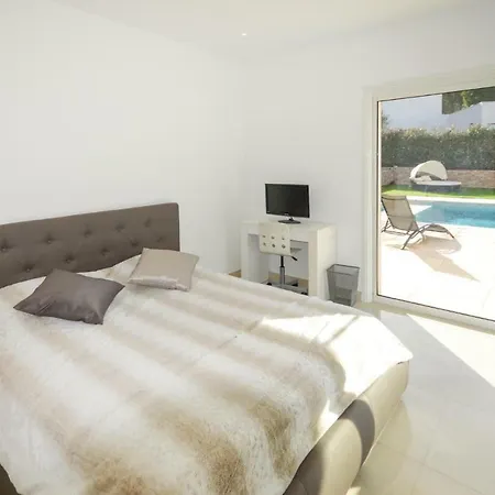 Hébergement de vacances Four-bedroom Holiday In Raphael